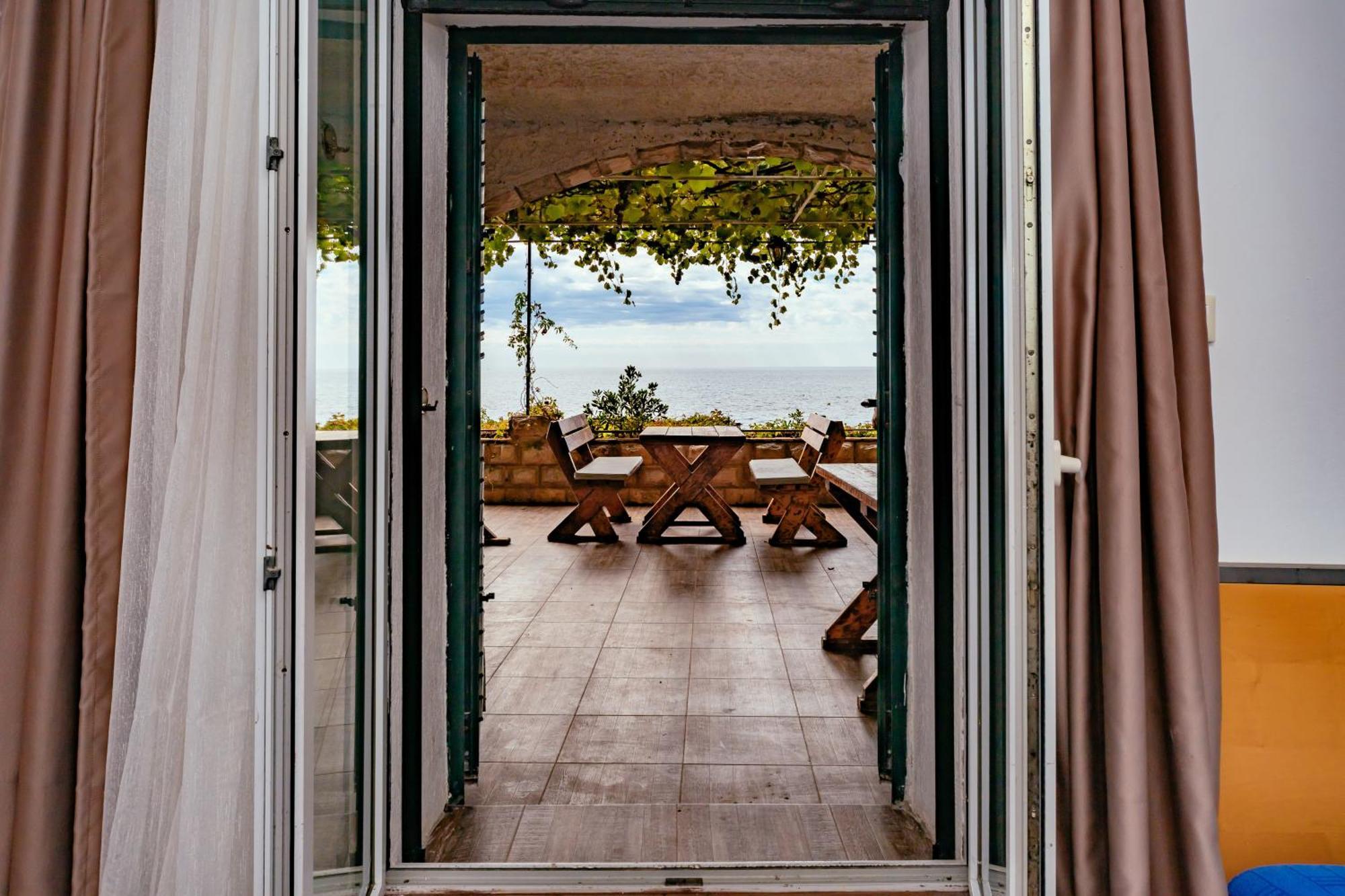 Hotel Savojo Petrovac 外观 照片