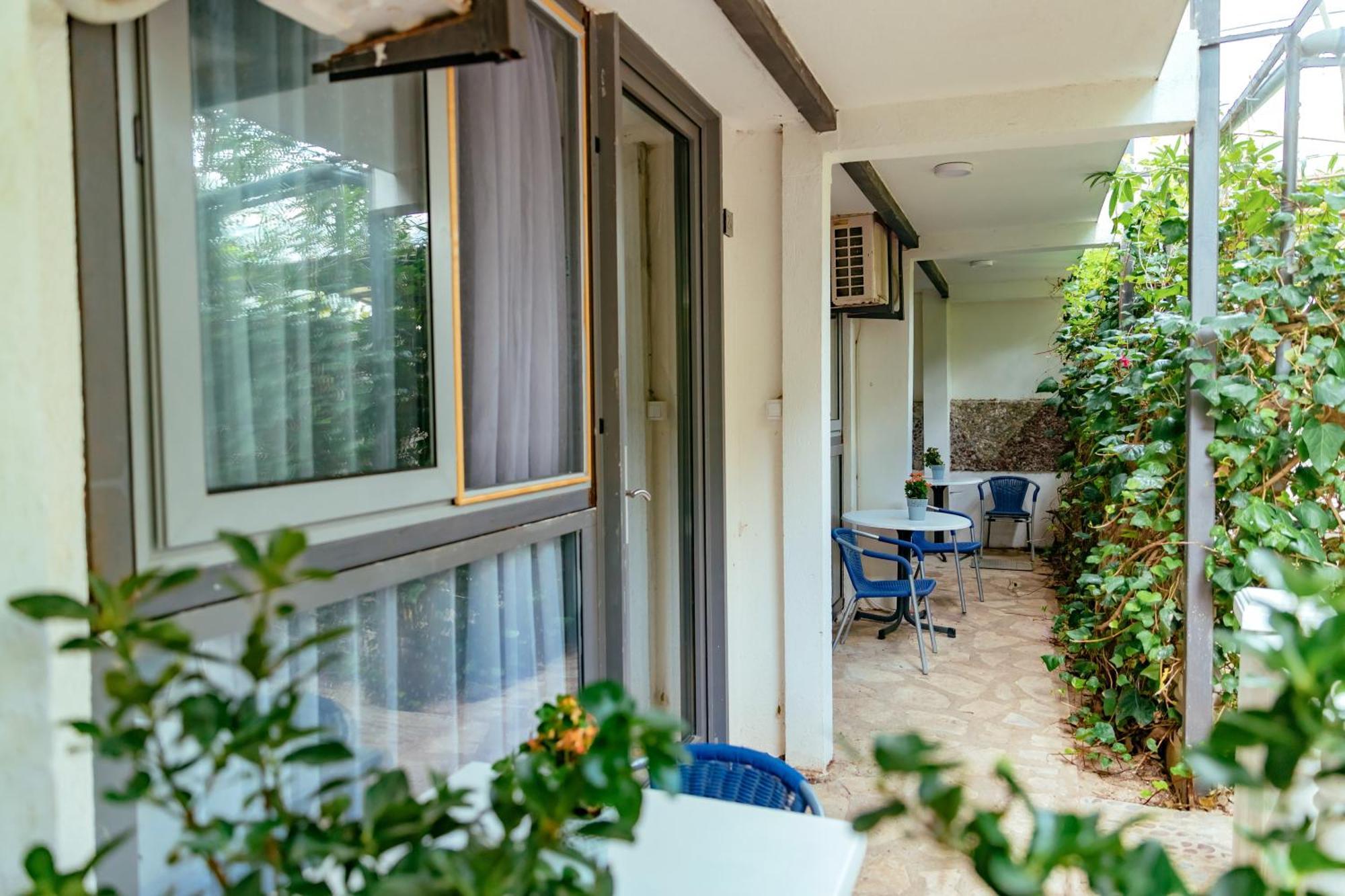 Hotel Savojo Petrovac 外观 照片
