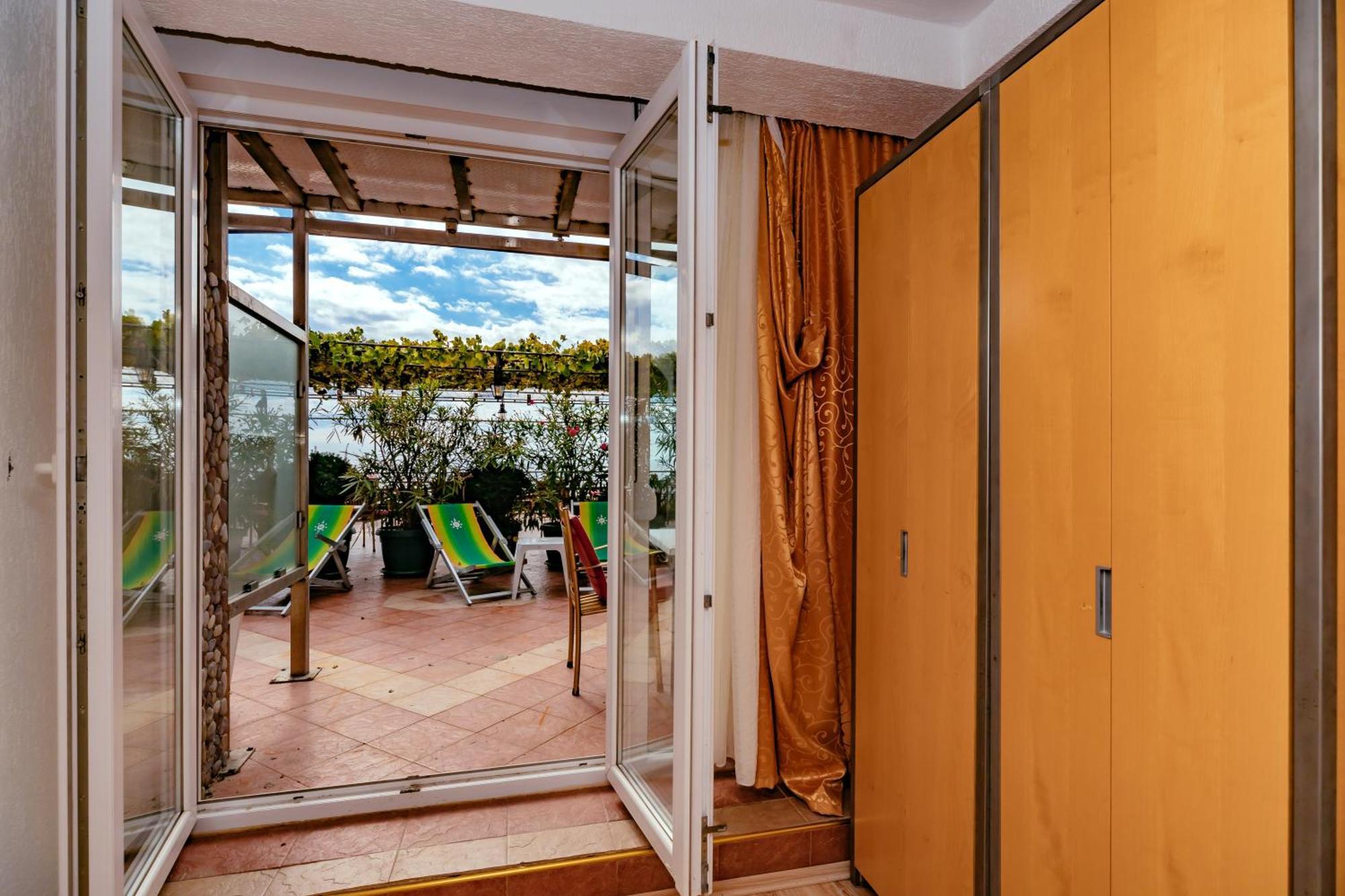 Hotel Savojo Petrovac 外观 照片