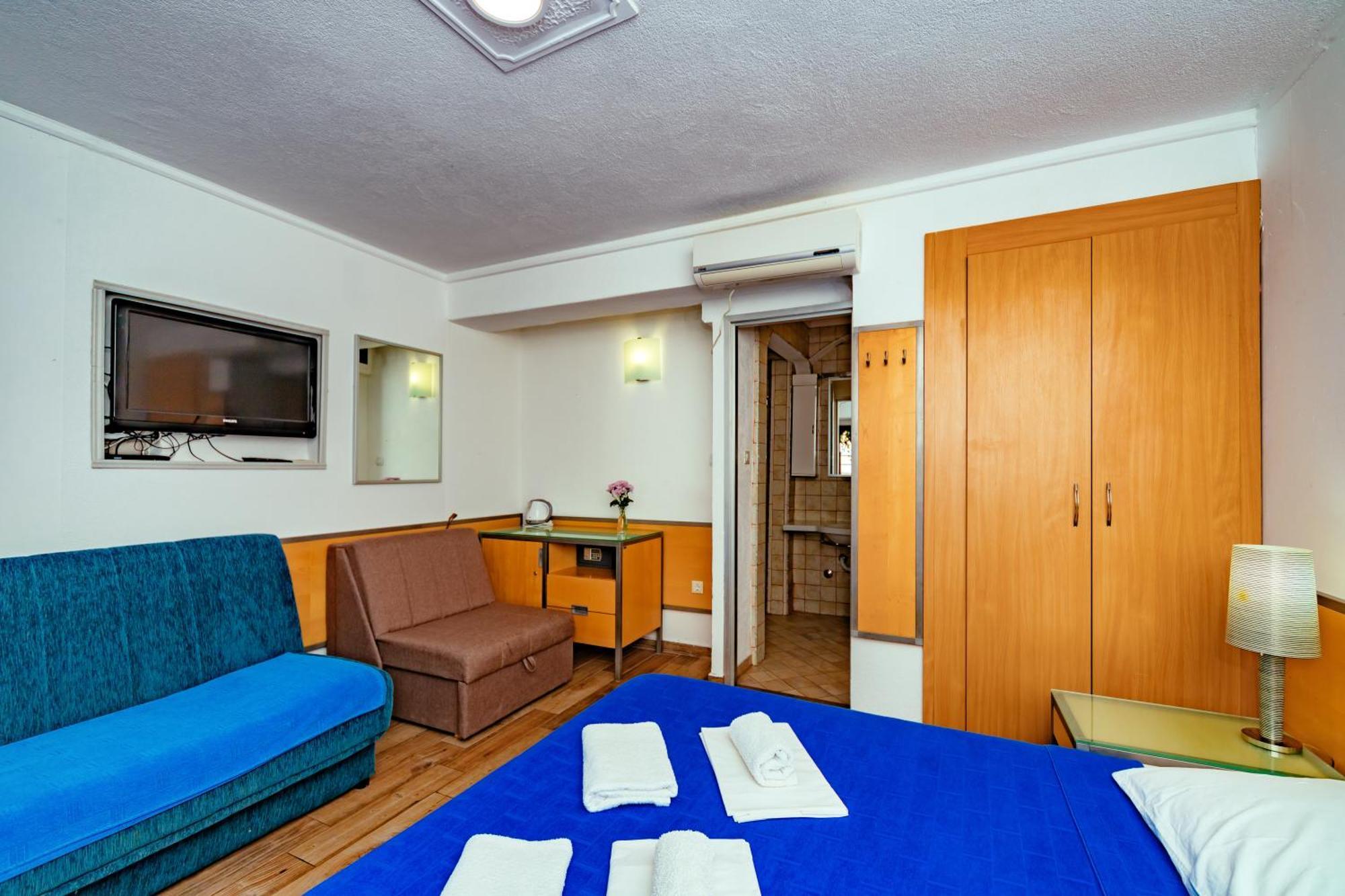 Hotel Savojo Petrovac 外观 照片