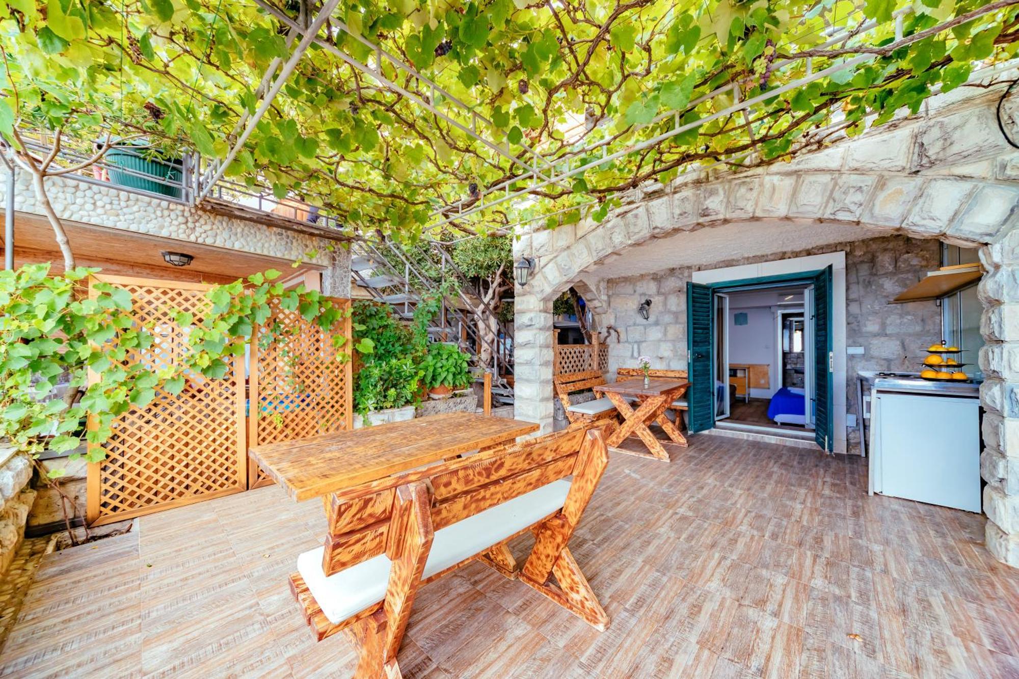 Hotel Savojo Petrovac 外观 照片