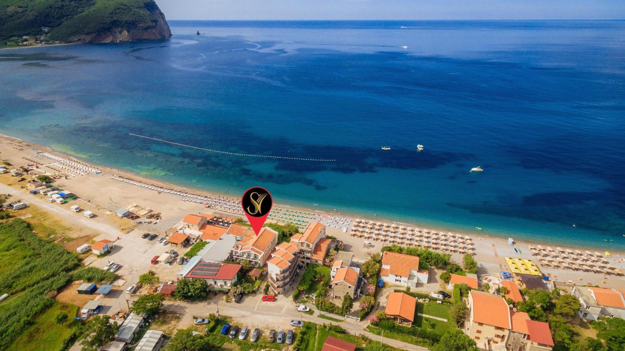 Hotel Savojo Petrovac 外观 照片