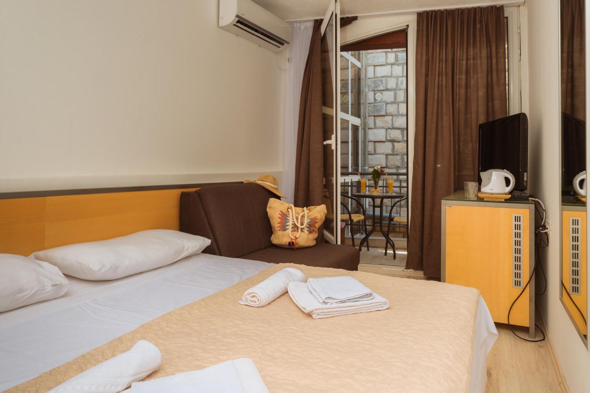 Hotel Savojo Petrovac 客房 照片