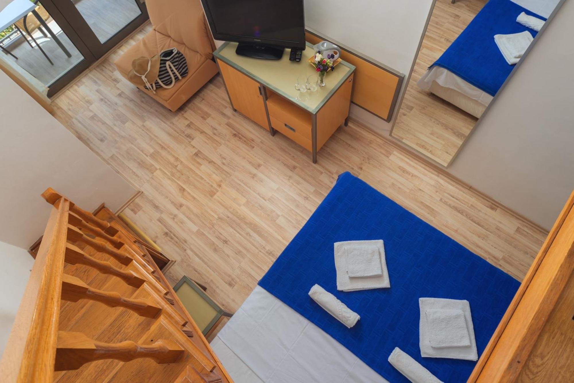 Hotel Savojo Petrovac 外观 照片