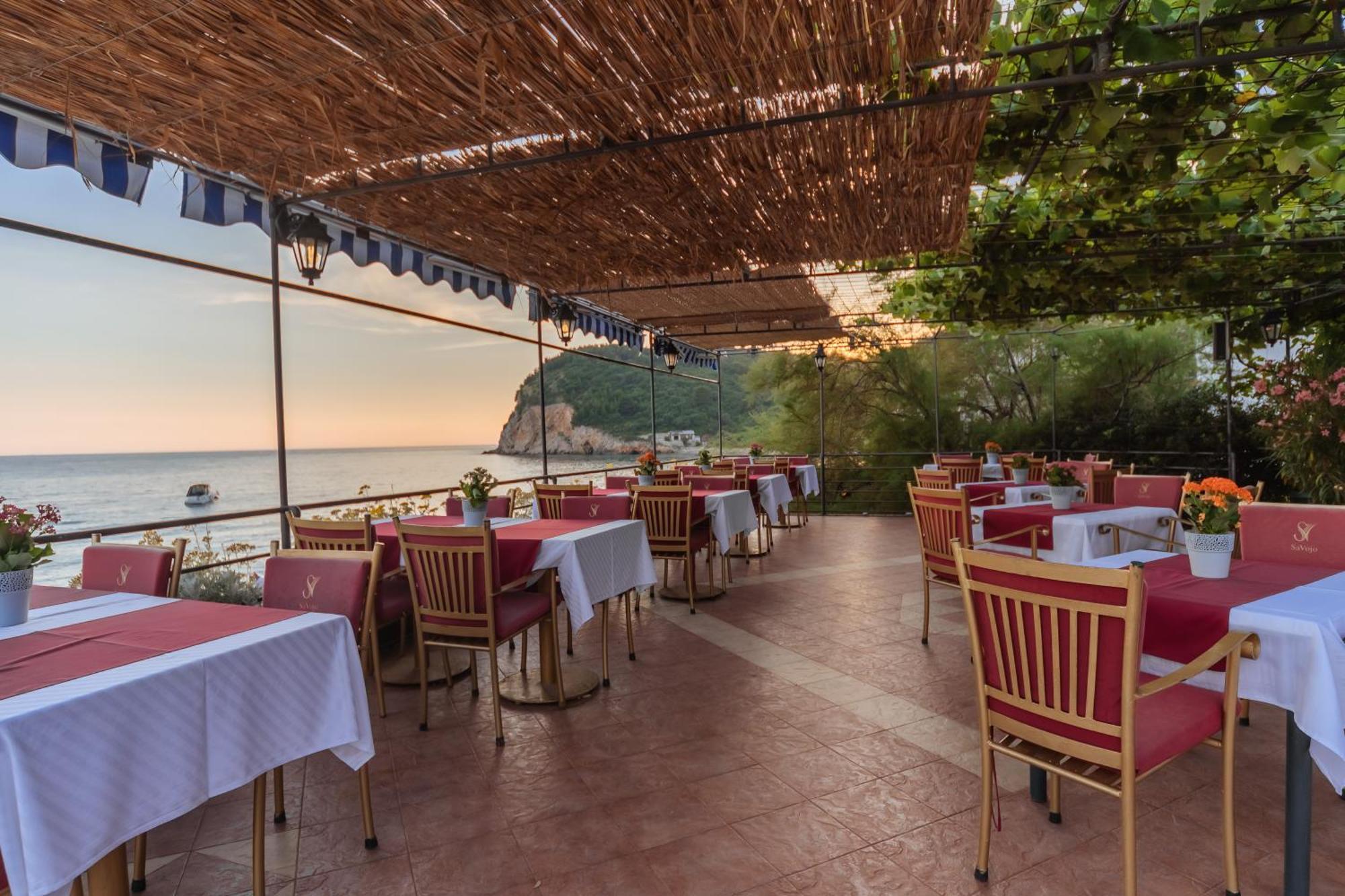 Hotel Savojo Petrovac 外观 照片